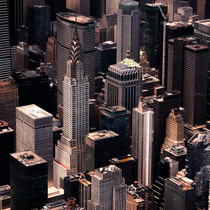 Maria Santos - Expat family life guide in Portugal